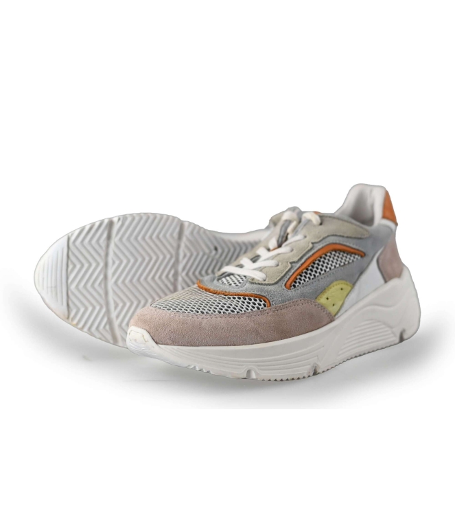 Giga Sneaker