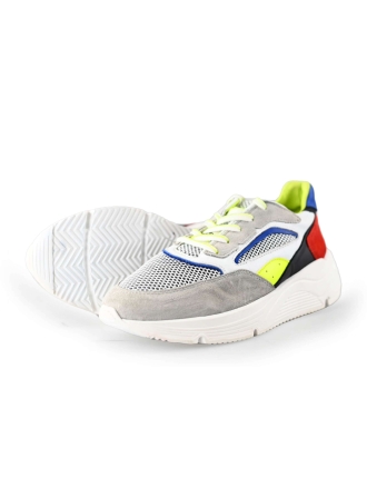 Giga Sneaker