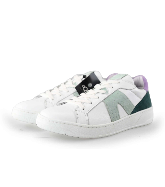 AQA Sneaker