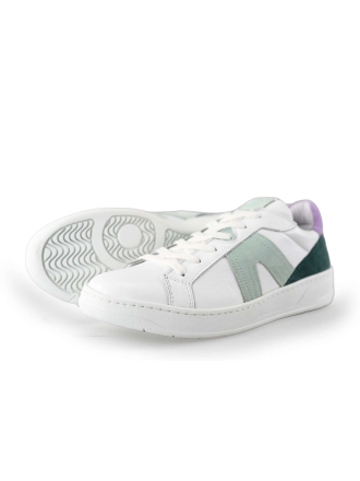 AQA Sneaker