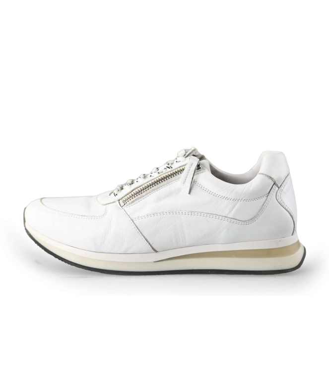 AQA Sneaker