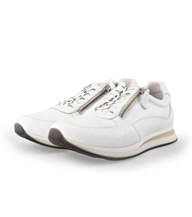AQA Sneaker