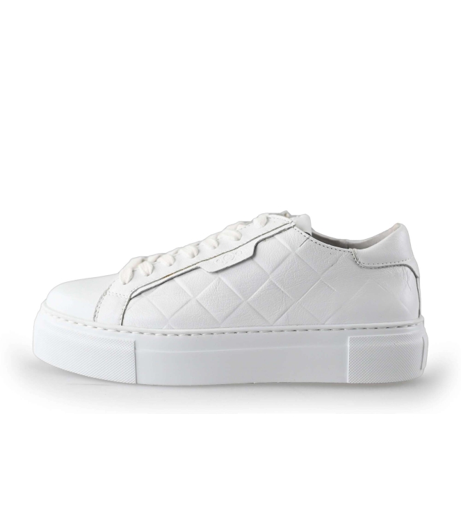 AQA Sneaker