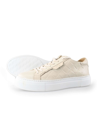 AQA Sneaker
