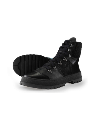 Giga Hohe Sneaker