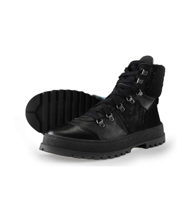 Giga Hohe Sneaker