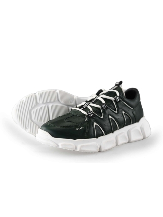 Giga Sneaker