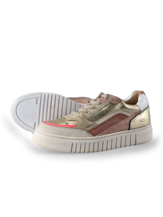 AQA Sneaker