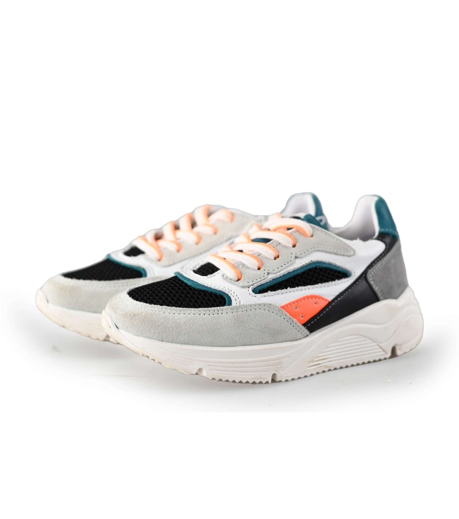 Giga Sneaker