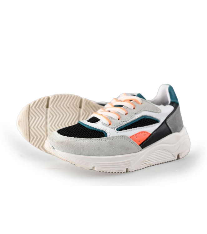 Giga Sneaker