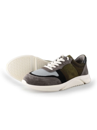 AQA Sneaker