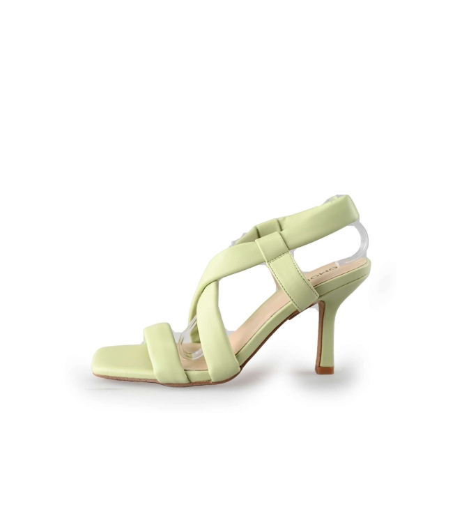 Omoda pumps