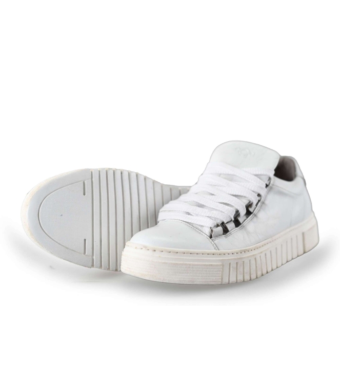AQA Sneaker