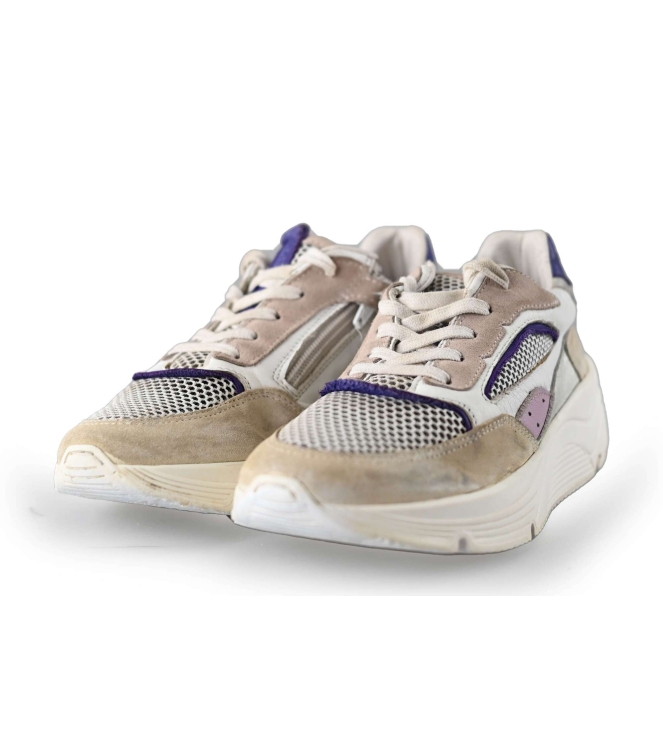 Giga Sneaker