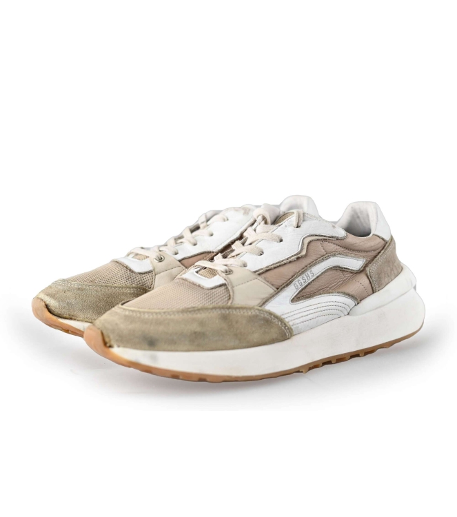 Giga Sneaker