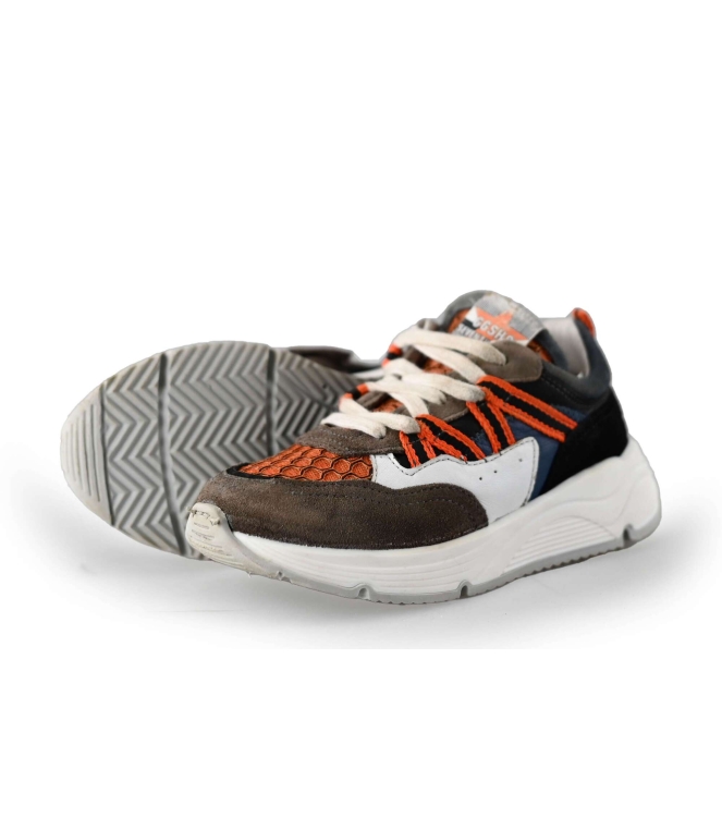 Giga Sneaker