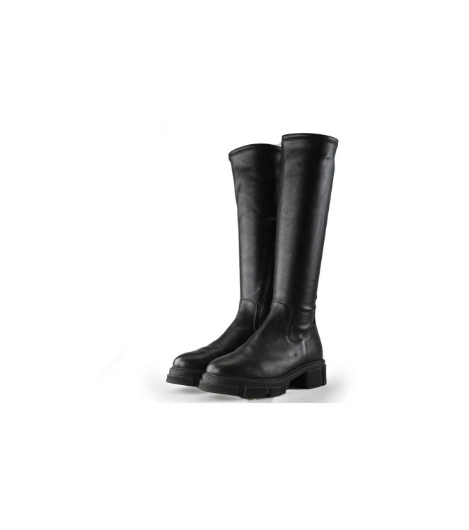 Lina Locchi Stiefel