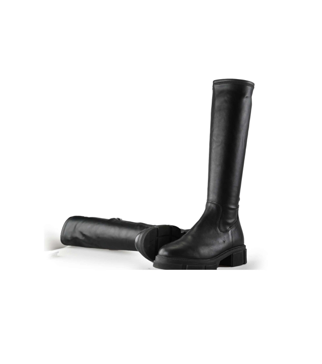 Lina Locchi Stiefel