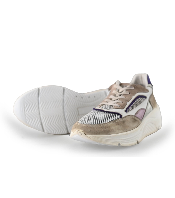 Giga Sneaker