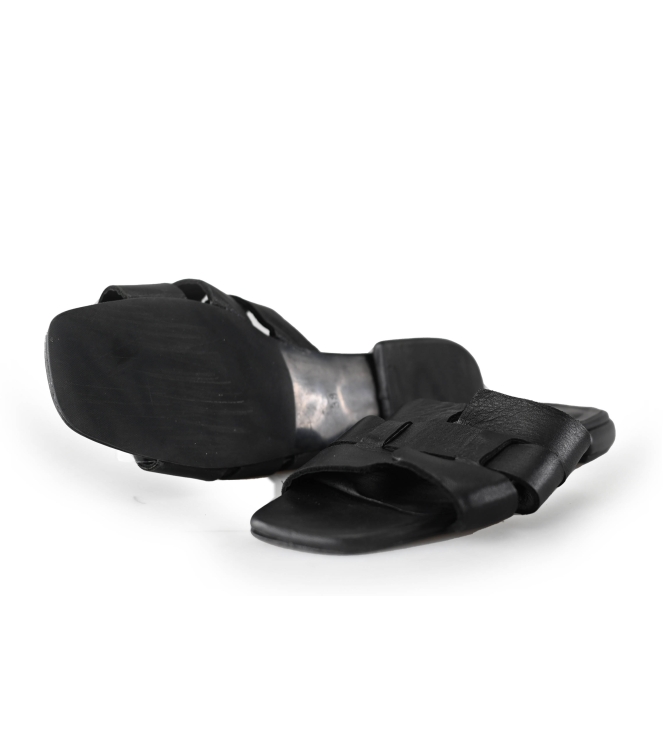 Tango Flip-Flops