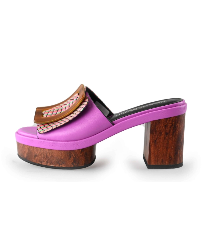 Noa Harmon Flip-Flops