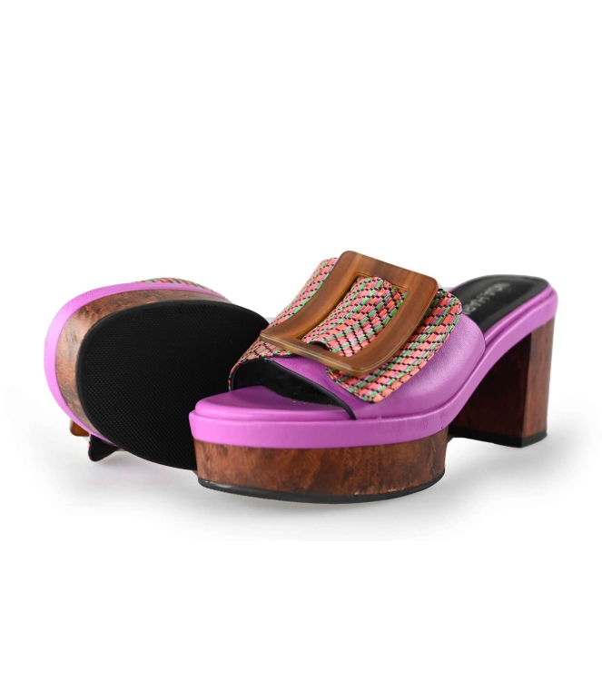 Noa Harmon Flip-Flops