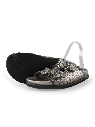 Inuovo Flip-Flops