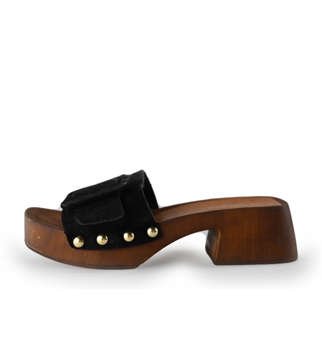 Notre-V Flip-Flops
