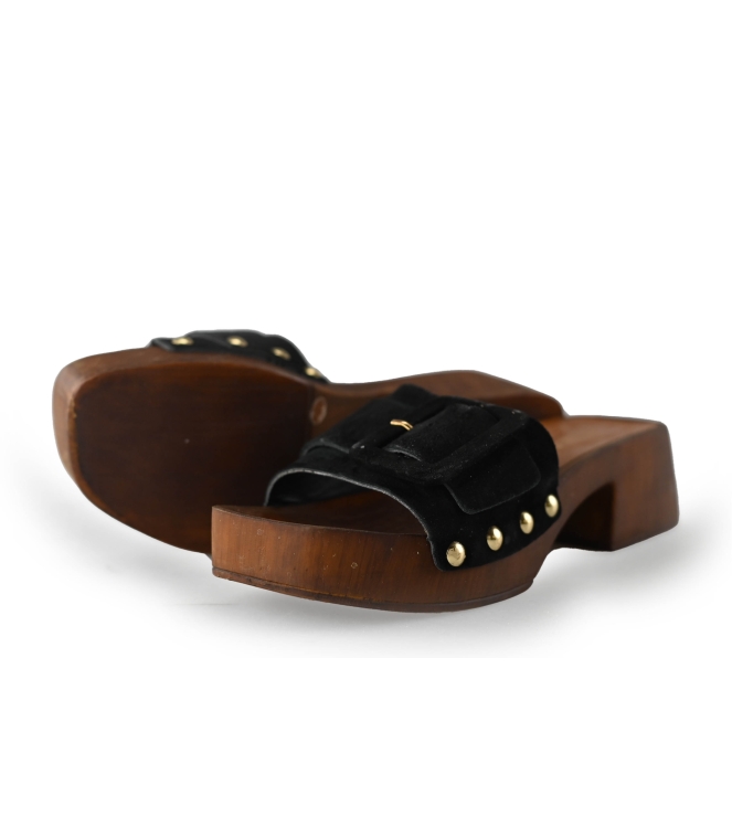Notre-V Flip-Flops