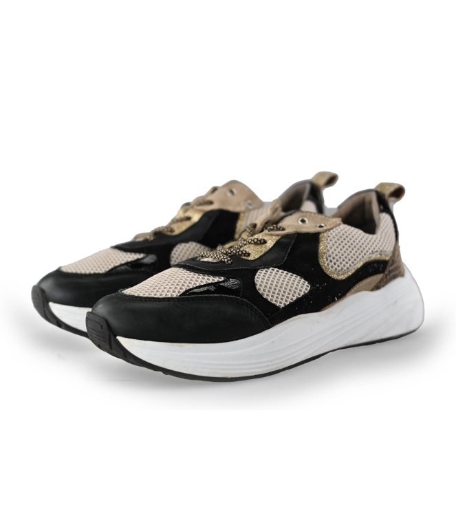 Omoda Sneaker
