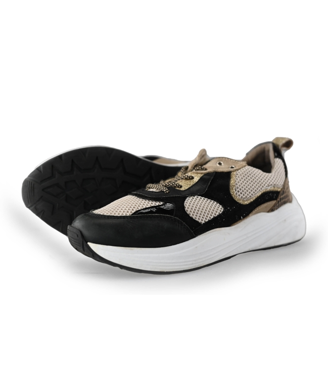 Omoda Sneaker