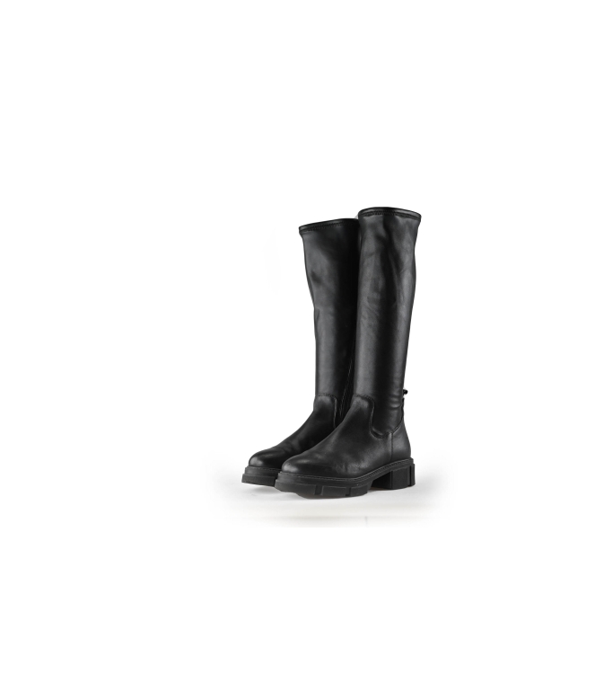 Lina Locchi Stiefel