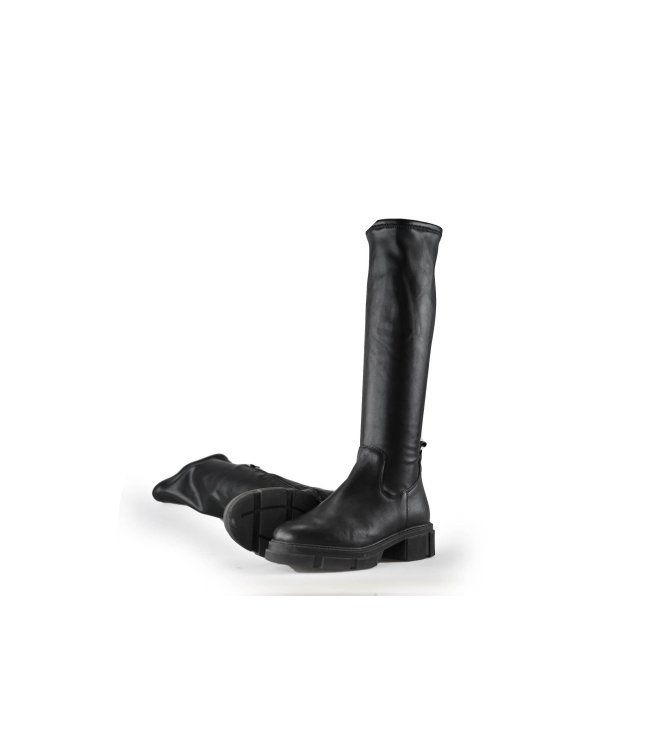 Lina Locchi Stiefel