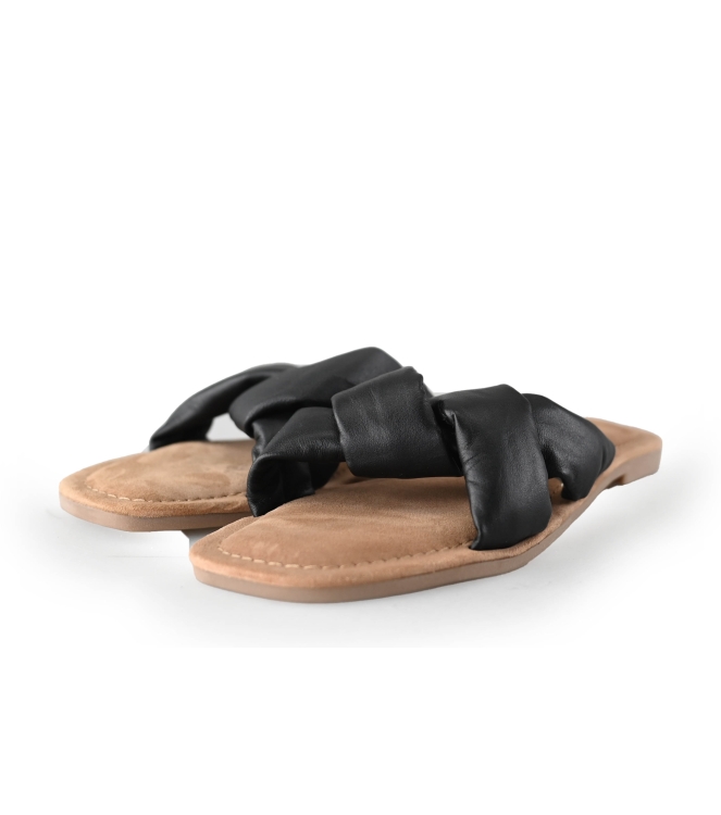 Lazamani Flip-Flops