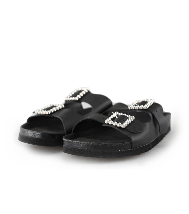 Ann Rocks Flip-Flops
