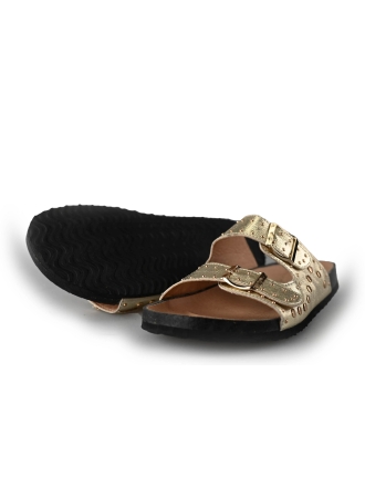 Ann Rocks Flip-Flops