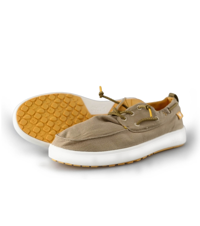 Schnürschuhe