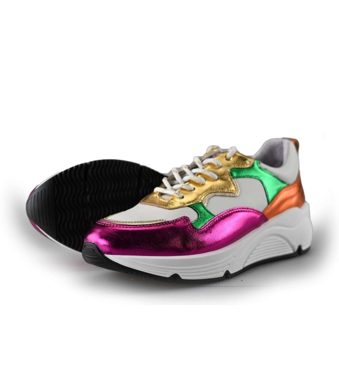 Bridge Sneaker