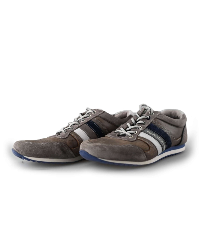 Australian Sneaker
