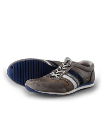 Australian Sneaker