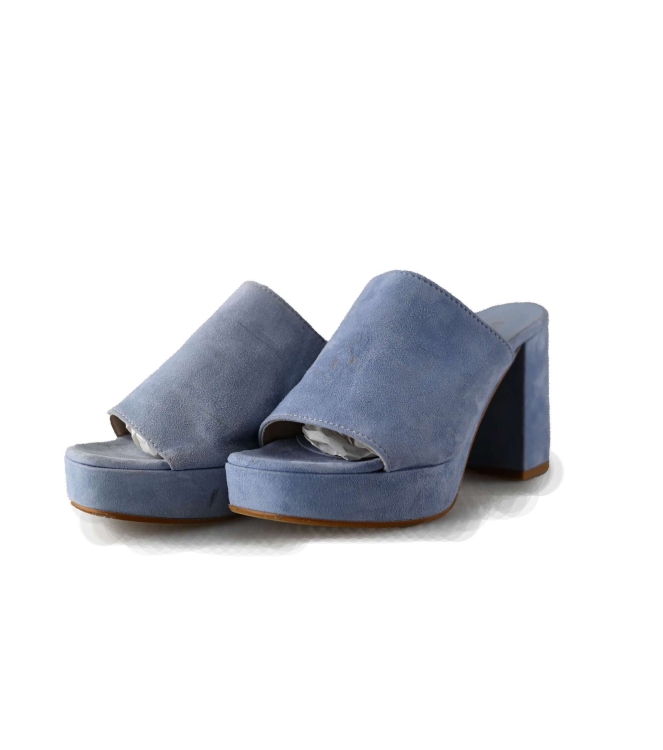 Lina Locchi pumps