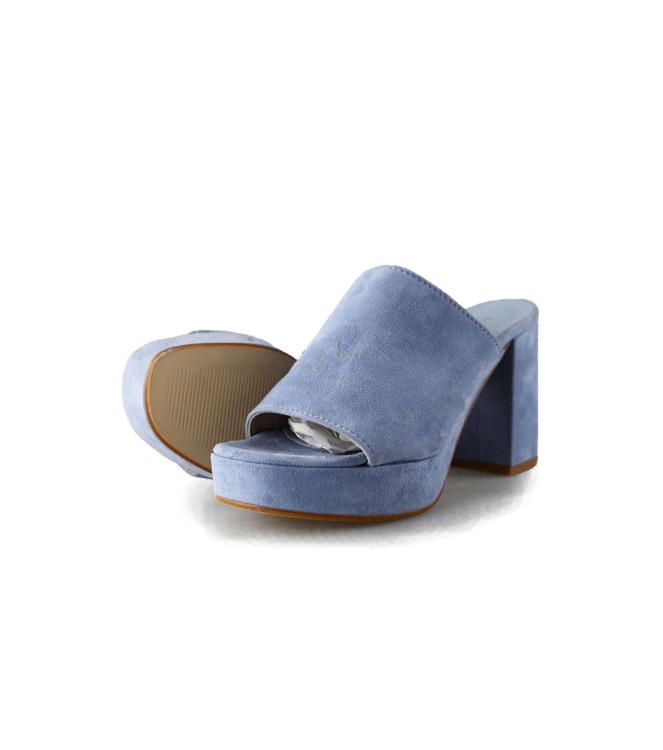 Lina Locchi pumps