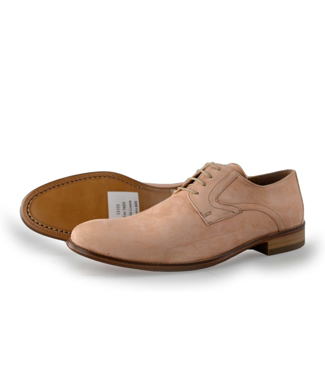 Schnürschuhe