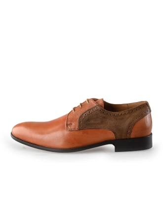 Schnürschuhe