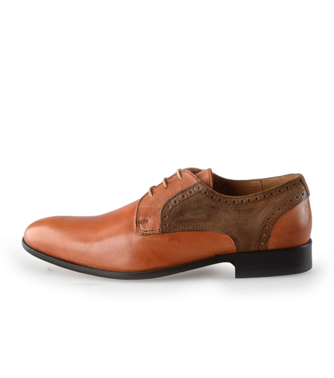 Schnürschuhe