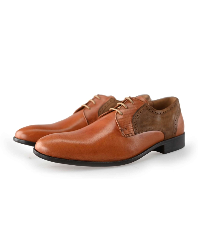 Schnürschuhe