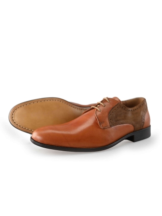 Schnürschuhe