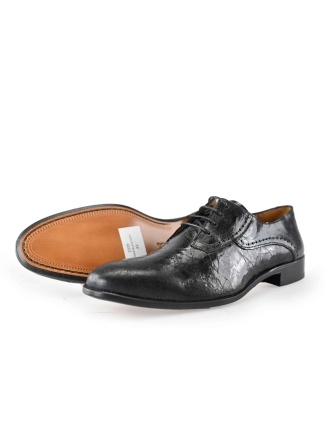 Schnürschuhe