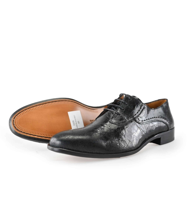 Schnürschuhe