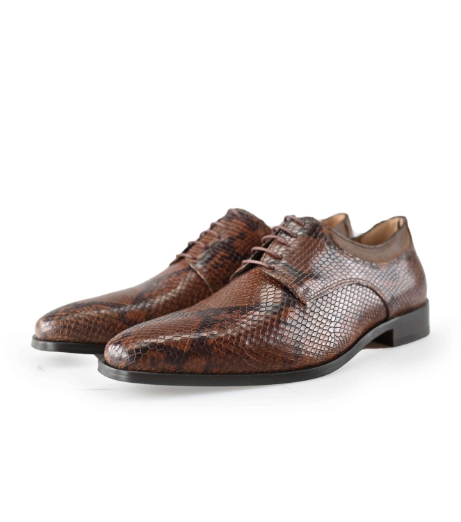 Schnürschuhe